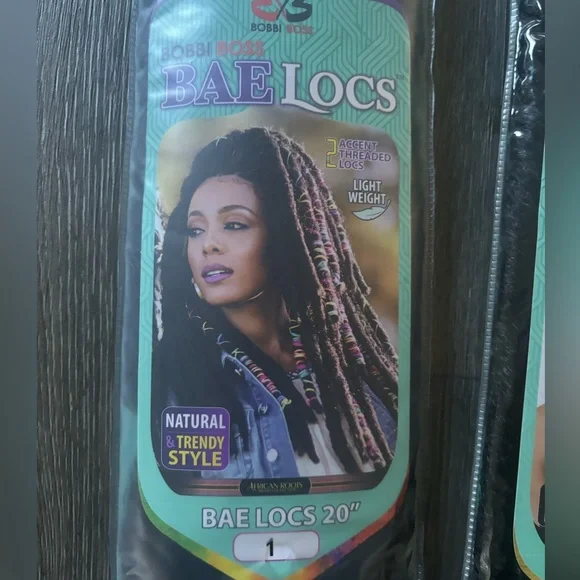 Bobbi Boss Crochet Braid - BAE LOCS 20" - Picture 2 of 4